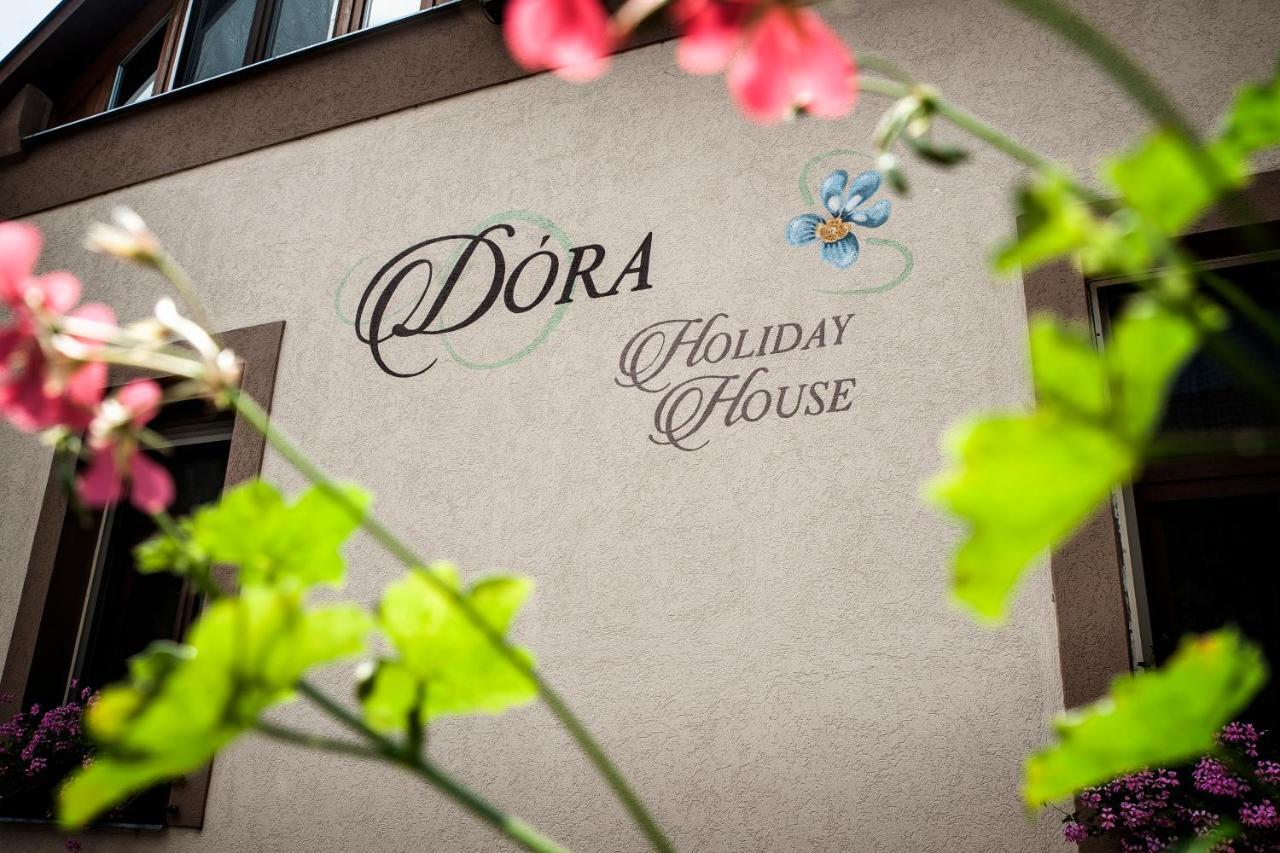 Dora Holiday House & Apartments Keszthely Luaran gambar
